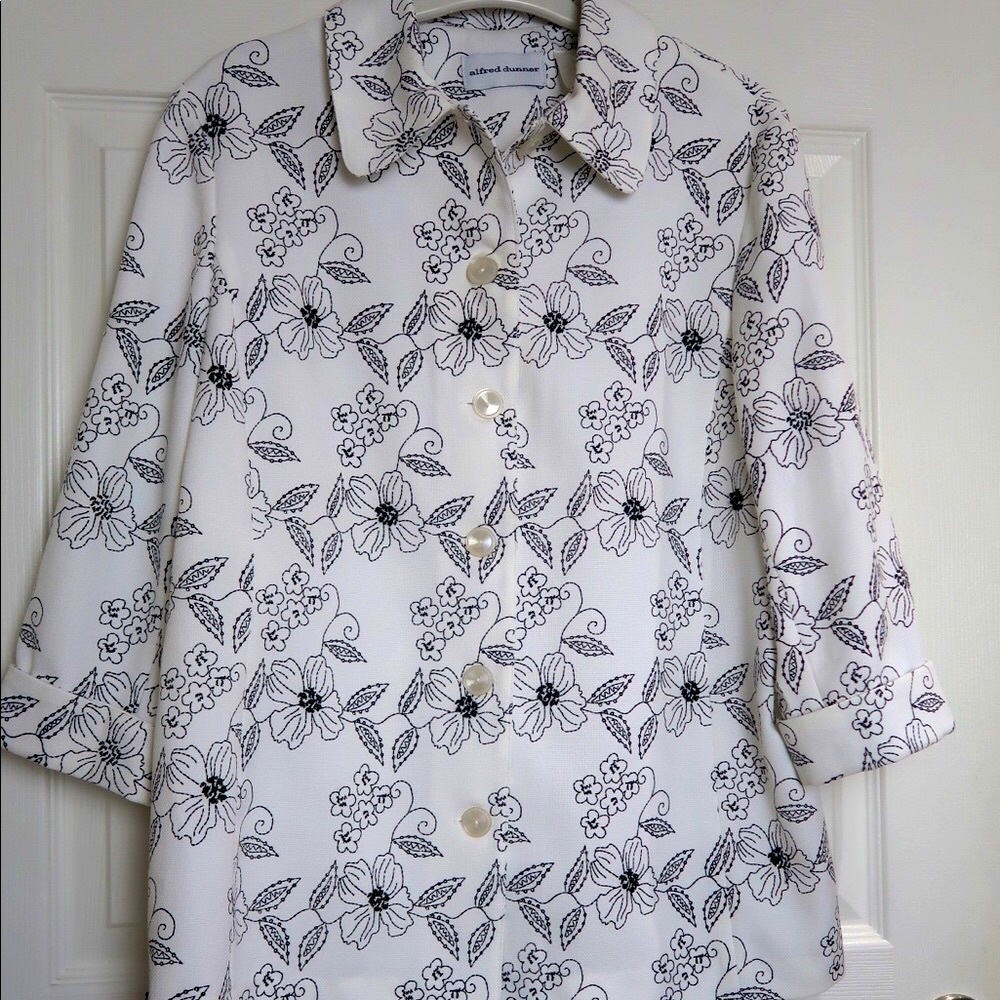 Alfred Dunner Women’s Button Down Blazer Size 10